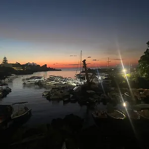 Capo Ognina Casa vacanze Aeroporto di Catania Fontana Rossa